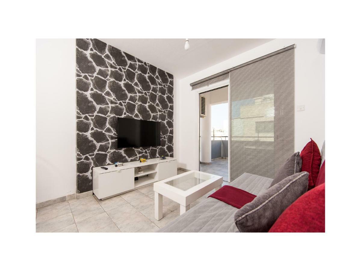 Holiday Apartment ラルナカ エクステリア 写真